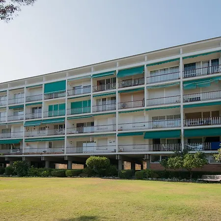 Apartment Front Sant Pol